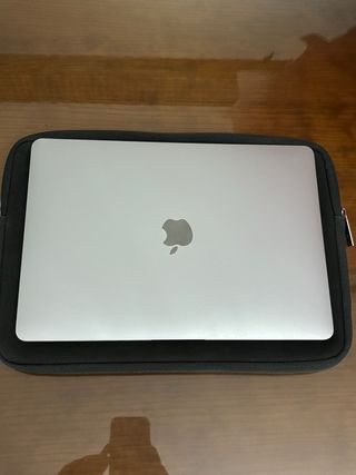 MacBook Air 2020 M1 Plata - No Funciona. 