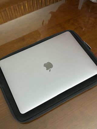 MacBook Air 2020 M1 Plata - No Funciona. 
