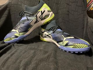 Botas de fútbol Puma alta gama un solo uso