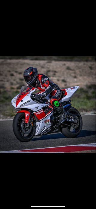 Moto de circuito  Yamaha r1 ańo 2003
