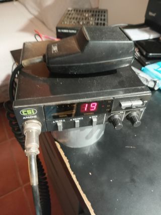 Emisora CB CSI Apache 40 Canales AM/FM
