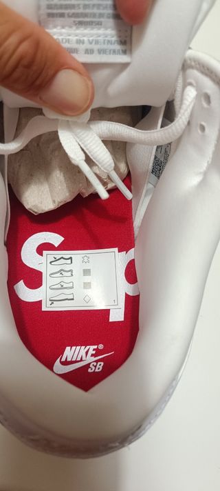 Nike Dunk Low SB x Supreme 94 Blanco