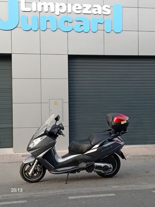 VENDO Peugeot Satelis 400RS en muy buen estado