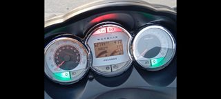 VENDO Peugeot Satelis 400RS en muy buen estado