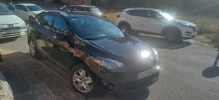 Renault MEGANE TOURER 2010