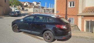 Renault MEGANE TOURER 2010