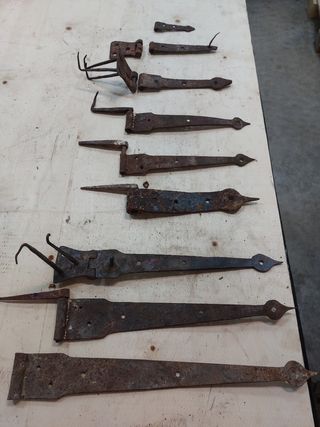 Herrajes antiguos para puertas