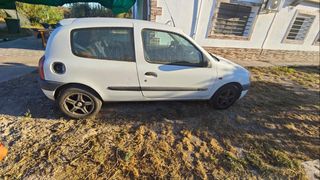 Renault Clio 1999