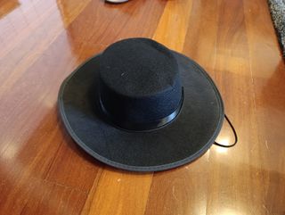 Sombrero negro disfraz