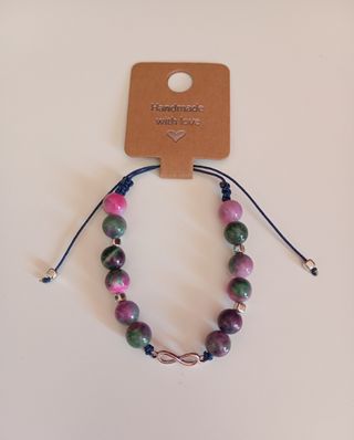 Pulsera de Turmalina Jade hecha a mano