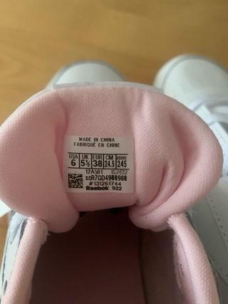 Zapatillas Reebok Classic Blancas y Rosas Talla 38
