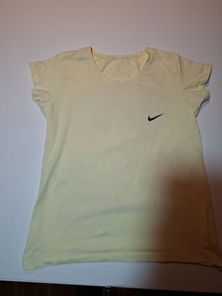 Camiseta Nike Amarilla