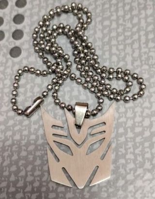 Collana con pendente logo Transformers