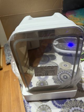Nevera Belleza LED y Espejo