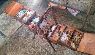 Mobile porta cucito vintage in legno