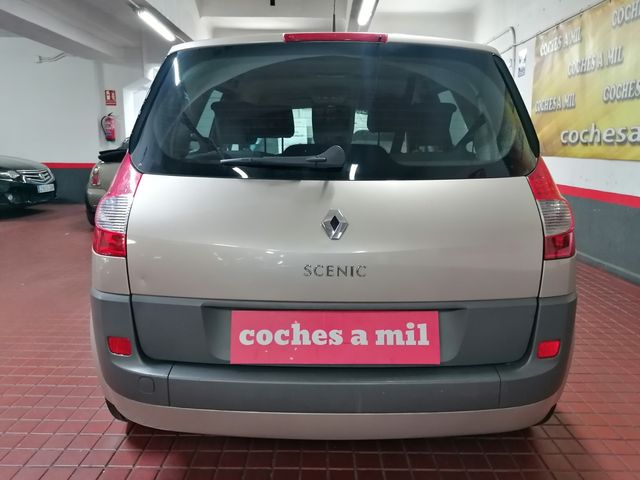 Renault Scénic Dynamique 1.6 16V EU4