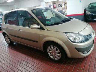 Renault Scénic Dynamique 1.6 16V EU4