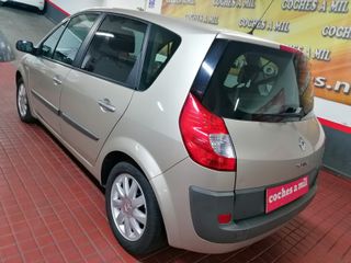 Renault Scénic Dynamique 1.6 16V EU4