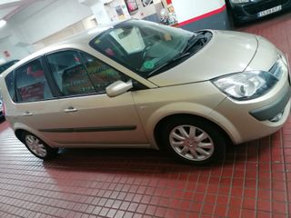 Renault Scénic Dynamique 1.6 16V EU4