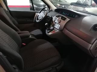 Renault Scénic Dynamique 1.6 16V EU4