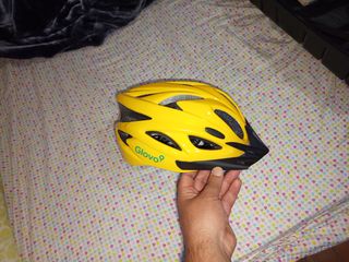 Casco y Chaleco Glovo Amarillo/Verde