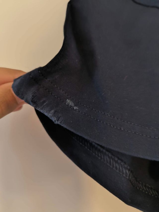 Camiseta Benetton Azul Marino con Arcoíris