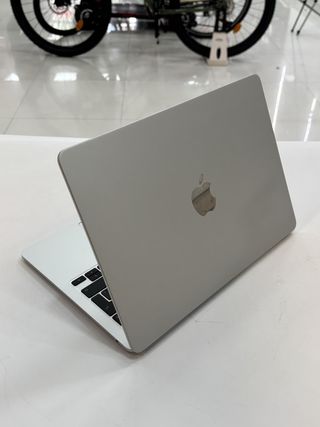 PORTATIL APPLE MACBOOK AIR 2022 M2/8GB RAM/256GB SSD CON CAJA Y CABLE