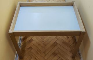 Mesa infantil para actividades