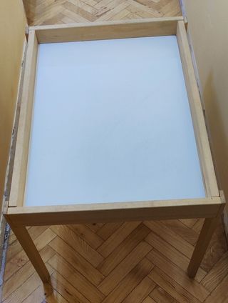 Mesa infantil para actividades