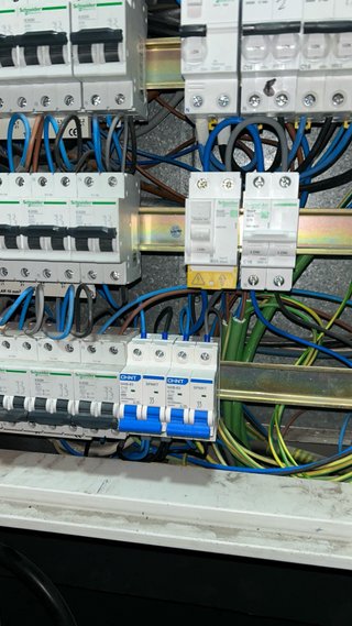Electricista Xirivella económico profesional