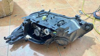 pilotos traseros y delantero derecho 
para BMW e60