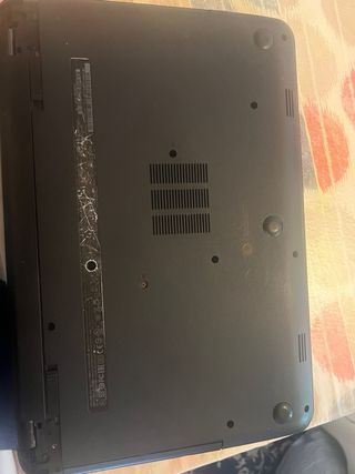 Portátil HP i7 8GB RAM Blanco