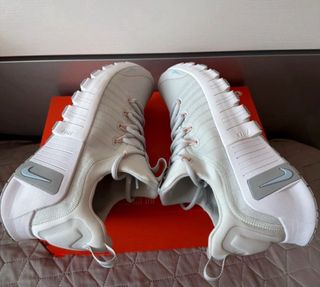 NIKE Free Metcon 6 Wmns Gris. 
talla 41