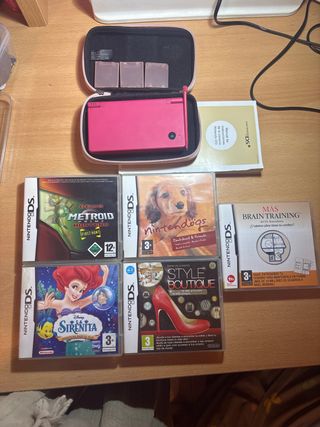 Nintendo DS Rosa + 5 Juegos + Accesorios