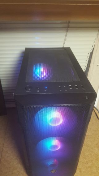 Ordenador PC MSI 
 con RGB