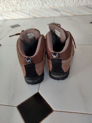 Botas de trekking para niño talla 33