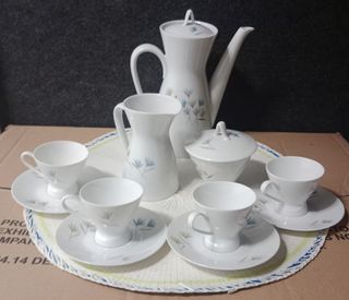 Juego de café/té de porcelana.
Germany.