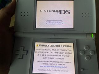 Nintendo DS Lite