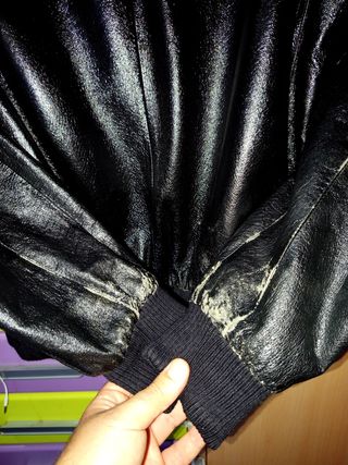 Chaqueta de piel de oso negra