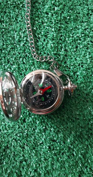 Reloj Brújula de Bolsillo Plateado