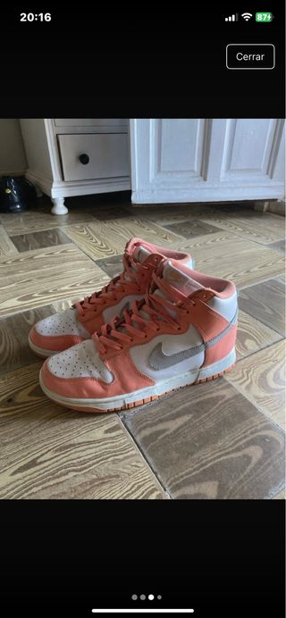 Nike Dunk High Coral