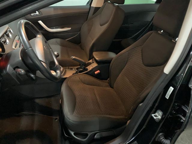 Peugeot 308 2010