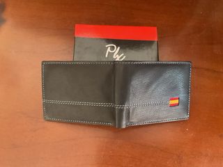 Cartera Negra con Bandera Española