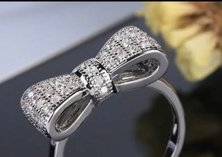 Anillo Lazo Plata Ley y Circonitas