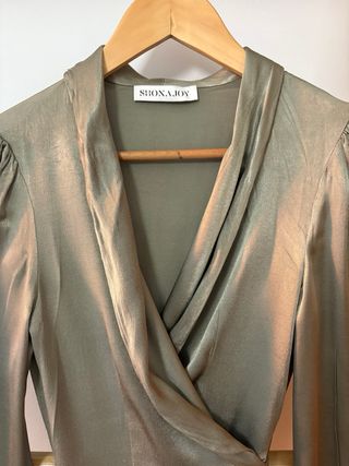 Vestido mini Shona Joy verde oliva