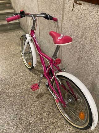 Bicicleta infantil rosa B'TWIN