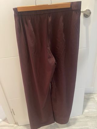 Pantalón Zara efecto ante marrón