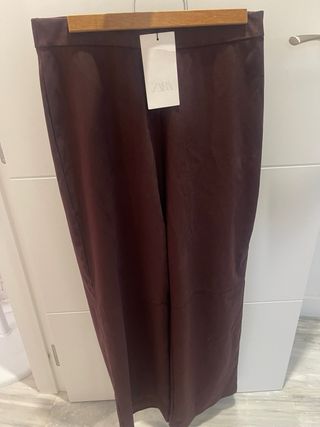 Pantalón Zara efecto ante marrón