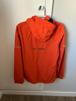 Abrigo Helly Hansen Naranja. Nuevo. 