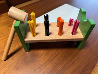 Juego banco de madera para golpear